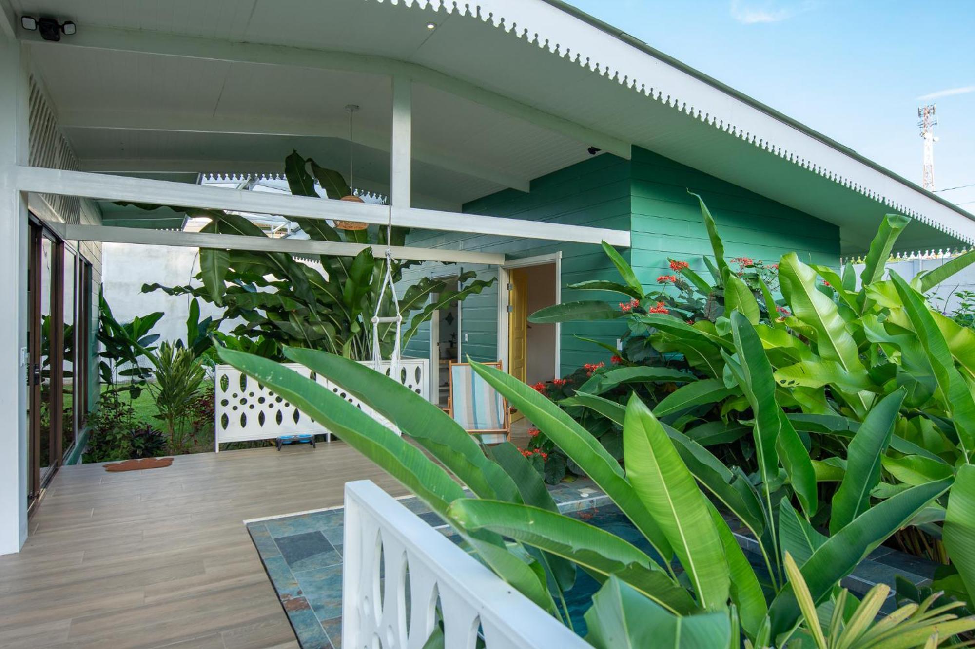 Namaitami Casa Hermosa Con Ac Y Piscina A Solo 650 Metros Del Parque Nacional Cahuita Zewnętrze zdjęcie
